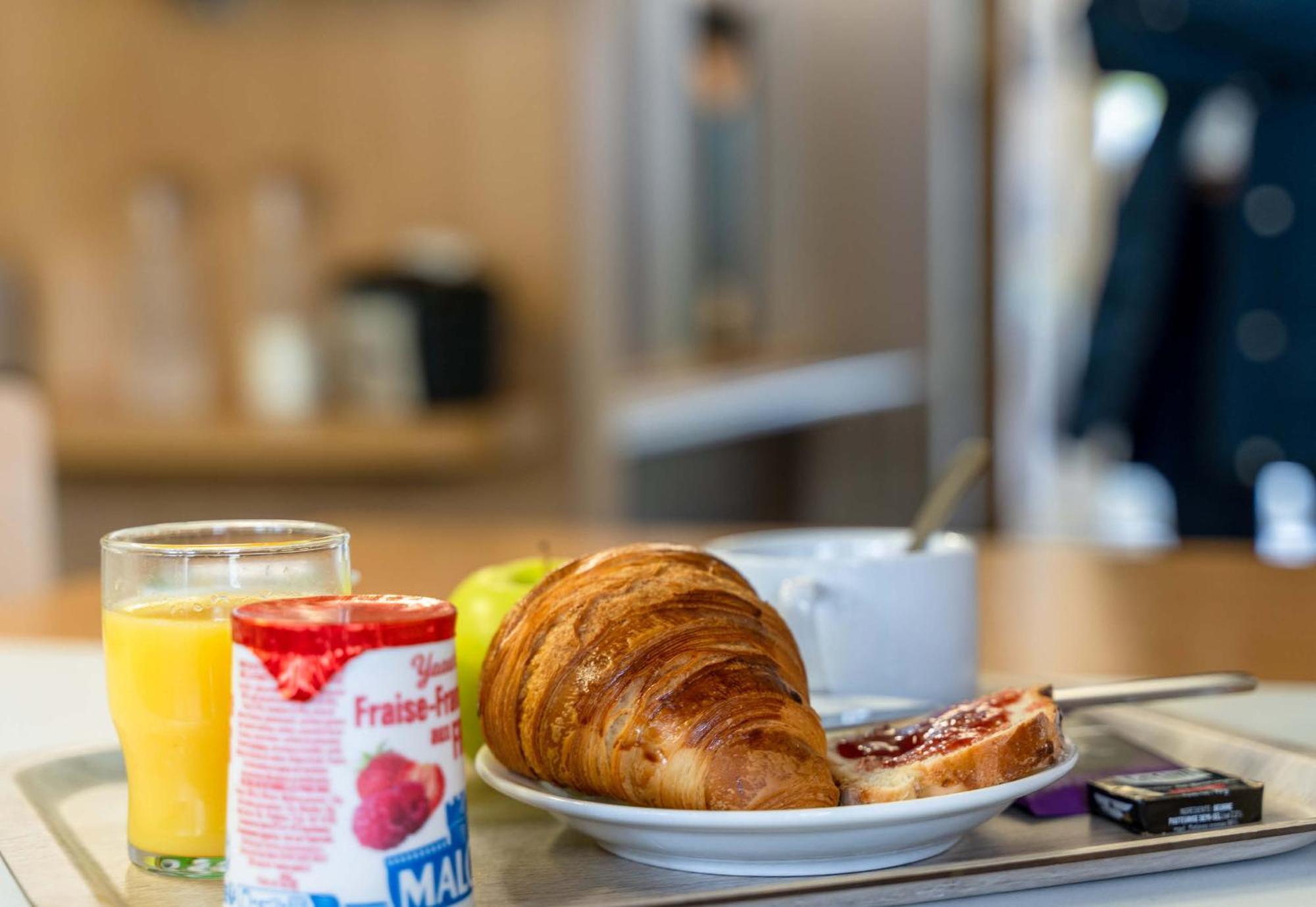 B&B Hotel Brest Kergaradec Aeroport Gouesnou Bagian luar foto