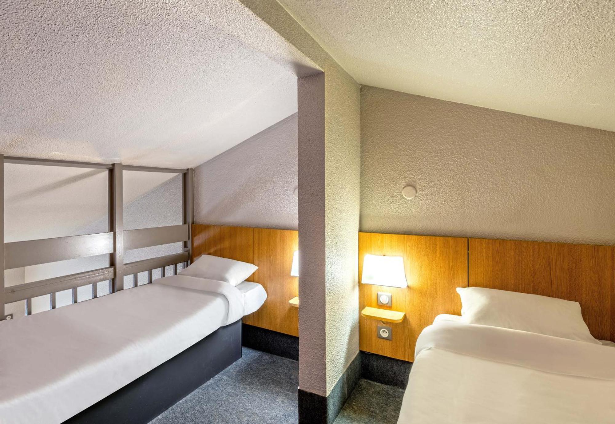 B&B Hotel Brest Kergaradec Aeroport Gouesnou Bagian luar foto