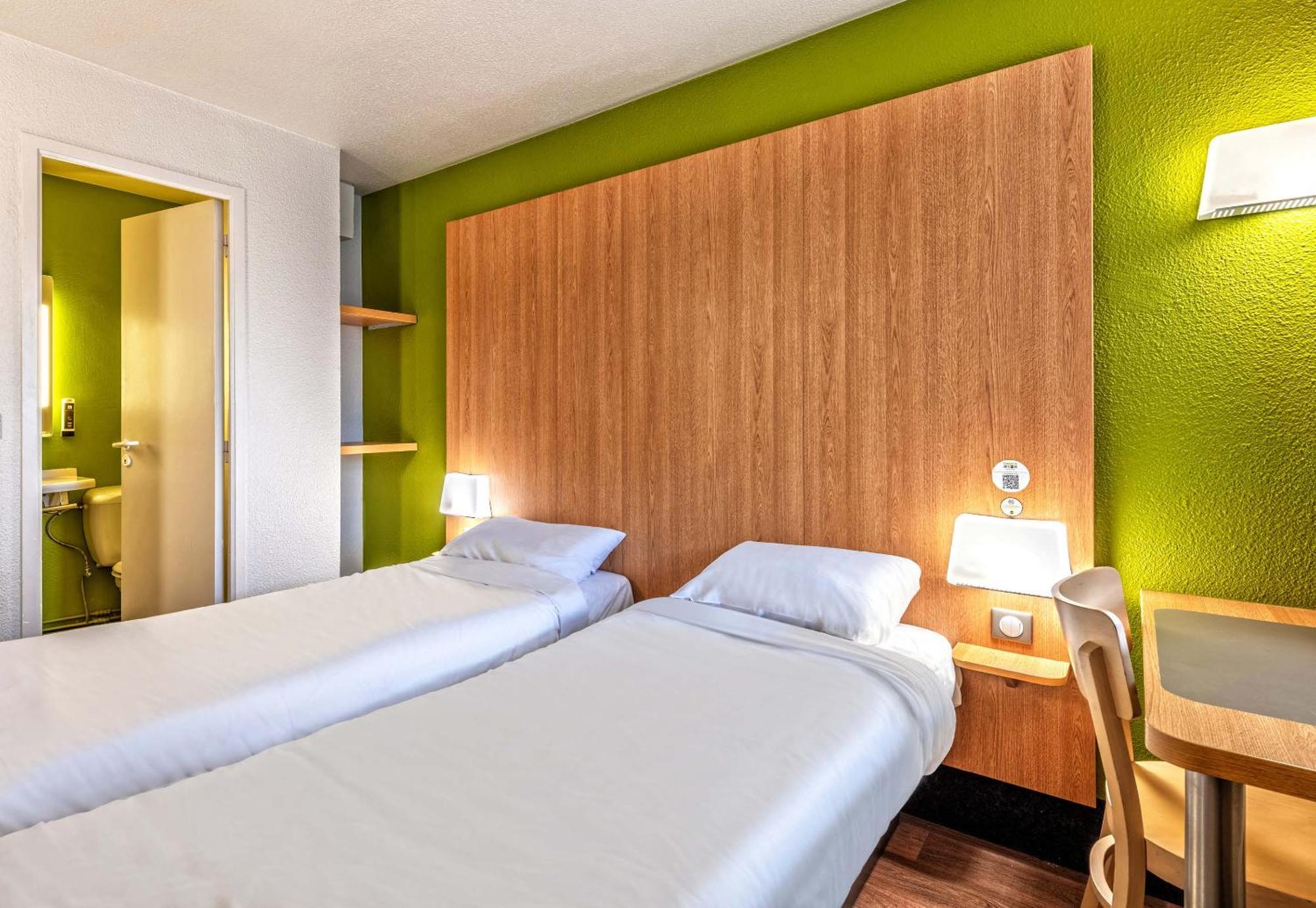 B&B Hotel Brest Kergaradec Aeroport Gouesnou Bagian luar foto