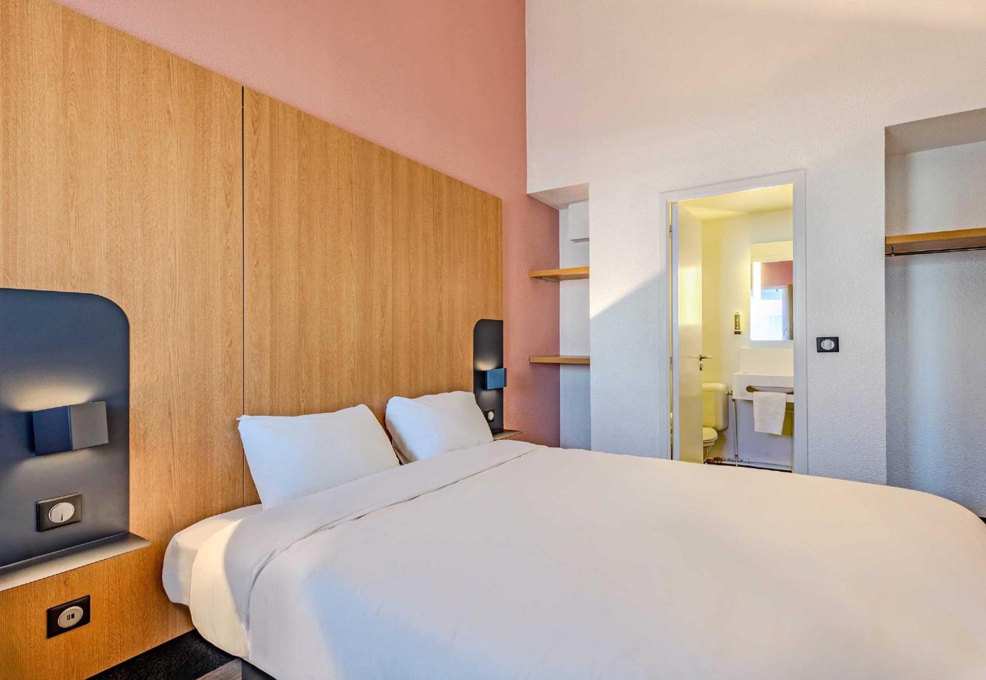 B&B Hotel Brest Kergaradec Aeroport Gouesnou Bagian luar foto