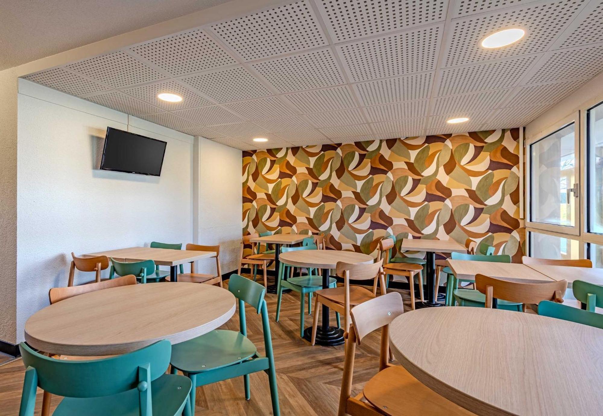 B&B Hotel Brest Kergaradec Aeroport Gouesnou Bagian luar foto